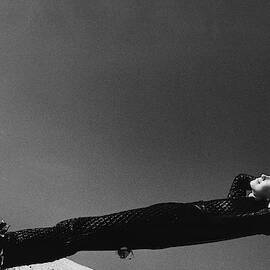 Suzy Chaffee Wearing White Stag And Jerry Feder by Isi Veleris