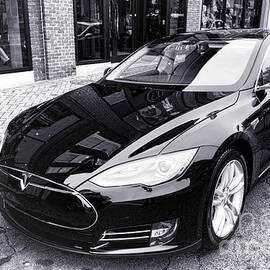 Tesla Model S by Olivier Le Queinec