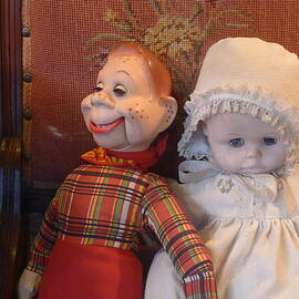 The Odd Couple by Richard Reeve