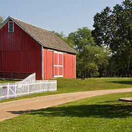 The Red Barn by Sue Leonard