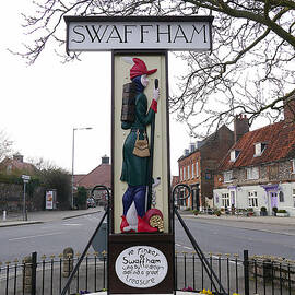 The Swaffham Pedlar by Richard Reeve