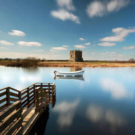 Threave  Castle by Grant Glendinning