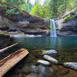 Upper Coquille Falls by Robert Bynum