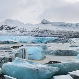 Vatnajokull Glacier, Iceland by Travelpix Ltd