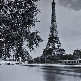 Vintage Paris by Georgia Clare