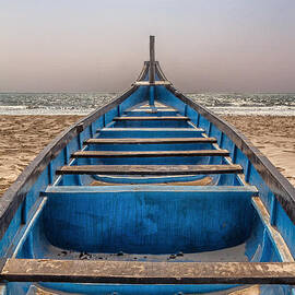 waiting for the sun by Stelios Kleanthous