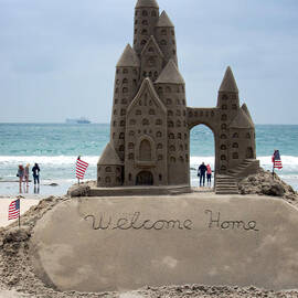 Welcome Home by Mary Lee Dereske