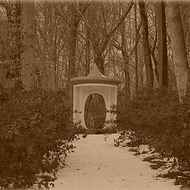 Winterthur - Gazebo by Richard Reeve