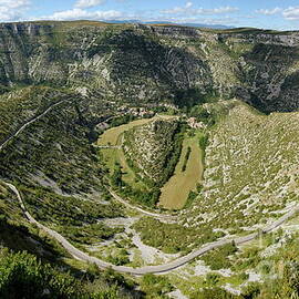 Cirque de Navacelles by Sami Sarkis Photography