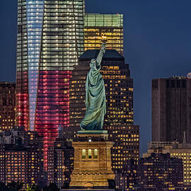 Lady and Freedom by Susan Candelario