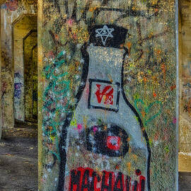 Love Graffiti by Susan Candelario