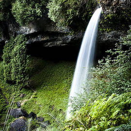 North Silver Falls by Darcy Michaelchuk