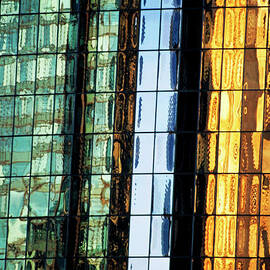 Sskyscraper facade by Sami Sarkis Photography