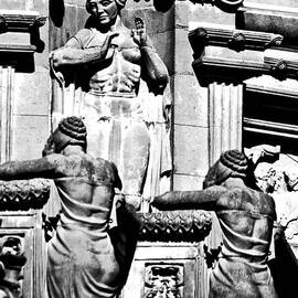 Statues at Exploratorium by Darcy Michaelchuk