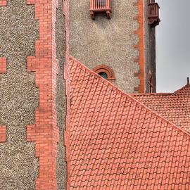 Train station by Jean Noren