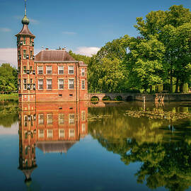 Castle Bouvigne and the surrounding park in Breda, Netherlands by Miroslav Liska