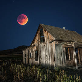 Super Moon on the Homestead by Russell Wells