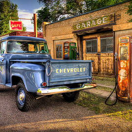 Ol Chevrolet by Ryan Smith
