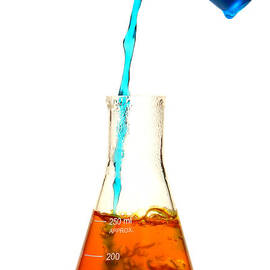 Experiment in Science Research Lab by Olivier Le Queinec