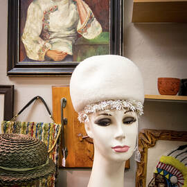 Are You Looking at Me by Mary Lee Dereske