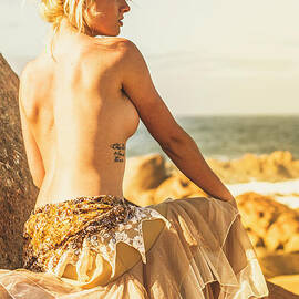 Bare elegance by Jorgo Photography