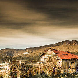 Beauty in rural dilapidation by Jorgo Photography
