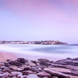 Bondi Basin by Az Jackson