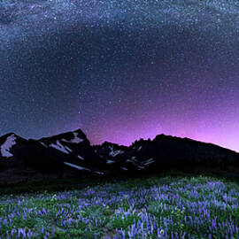 Broken Top Panorama by Russell Wells