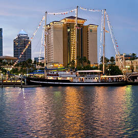 Capitan Miranda in Tampa by Steven Sparks