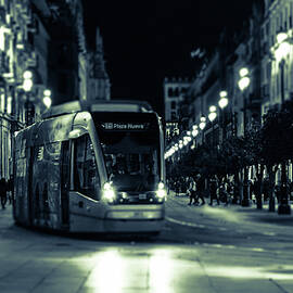City Nights - Monochrome  by AM FineArtPrints