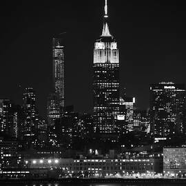 Empire State Building in Black and White by Raymond Salani III