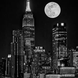 New Yorker Super Moon NYC BW by Susan Candelario