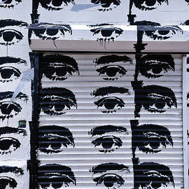 Eyes Street Art by Louis Dallara