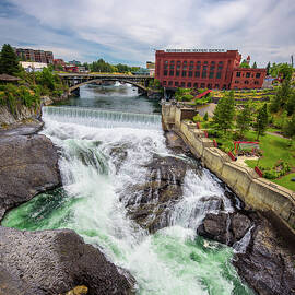 Falls and the Washington Water Power building along the Spokane  by Miroslav Liska