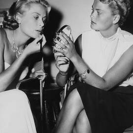 Grace Kelly And Her Sister, Lizanne Metal Poster by Everett