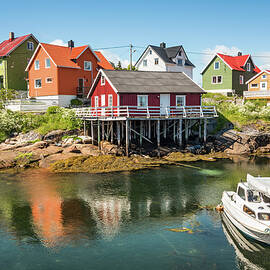 Henningsvaer  by Miroslav Liska