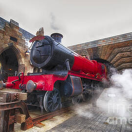 Hogwarts Express by Darcy Michaelchuk