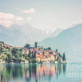 Lakeside Harmony by Evelina Kremsdorf