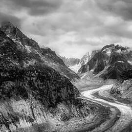 Mer De Glace - Mono by Chris Boulton