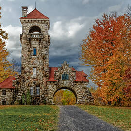 Mohonk Preserve Gatehouse by Susan Candelario