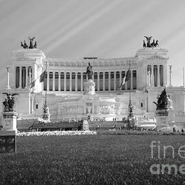 Monumental architecture in Rome by Stefano Senise