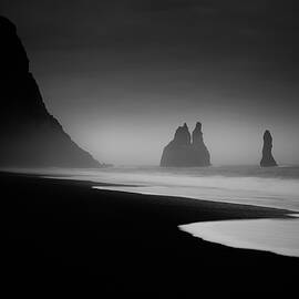 Monuments at dawn by Peter Svoboda