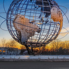 NY Worlds Fair Unisphere by Susan Candelario