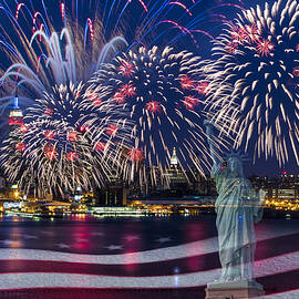 NYC Fourth Of July Celebration by Susan Candelario