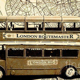 Old city bus tour by Jorgo Photography