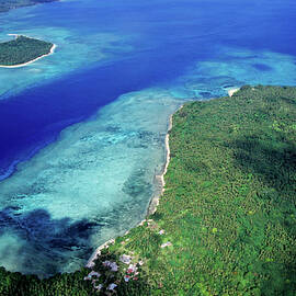 Pele and Kakula islands surrounded by tropical sea by Sami Sarkis Photography