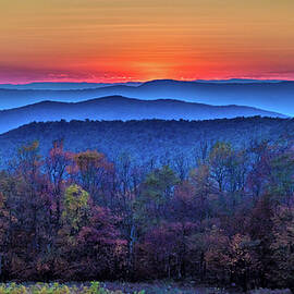  Shenandoah Valley Sunset by Louis Dallara