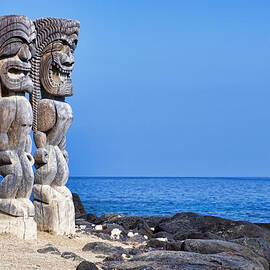 Tikis in Paradise by Kelley King