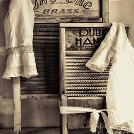 Vintage Laundry Room by Mindy Sommers