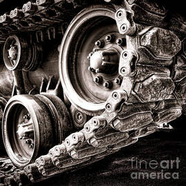 War Machine by Olivier Le Queinec